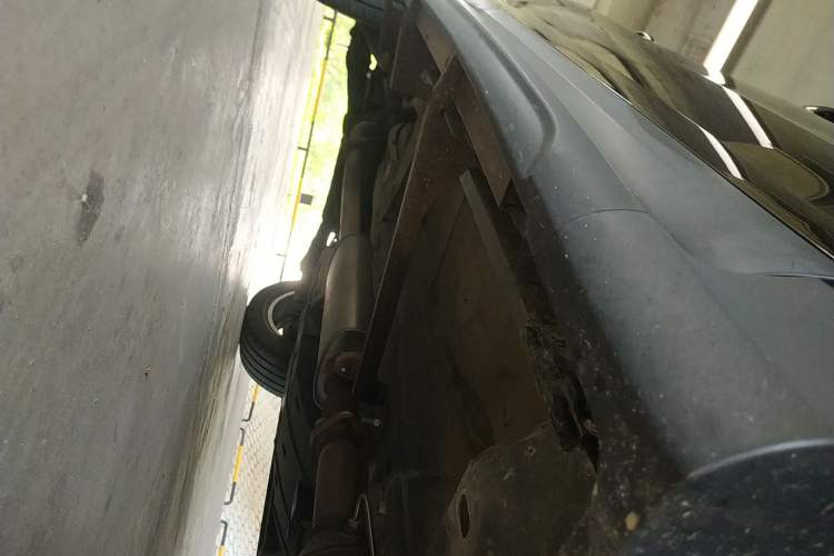 Used Wey VV6 2019 2.0T Two-Wheel-Drive Flagship Version China VI Standard Right Side Sill