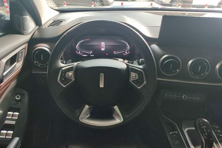 Used Wey VV6 2019 2.0T Four-Wheel Drive Flagship Version China VI Standard Steering Wheel