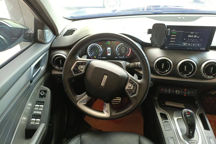Used Wey VV6 2019 2.0T Two-Wheel-Drive Flagship Version China VI Standard Steering Wheel