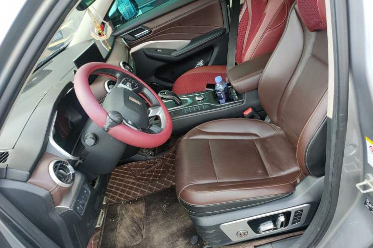 Used Wey VV6 2019 2.0T Two-Wheel-Drive Flagship Version China VI Standard Left Front Seat