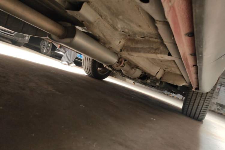 Used Wey VV6 2019 2.0T Two-Wheel-Drive Ultra-Luxury Version China VI Standard Chassis Rear Right