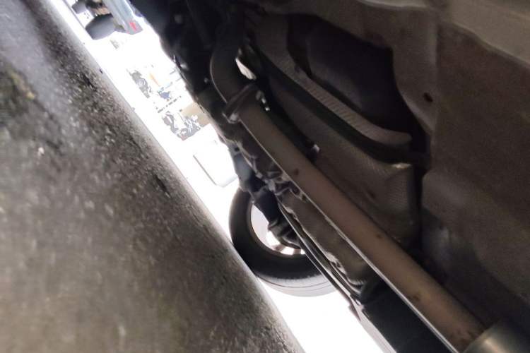 Used Wey VV6 2019 2.0T Four-Wheel Drive Flagship Version China VI Standard Chassis Rear Right