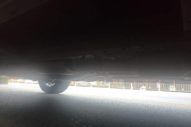 Used Wey VV6 2019 2.0T Four-Wheel Drive Flagship Version China VI Standard Chassis Front Right