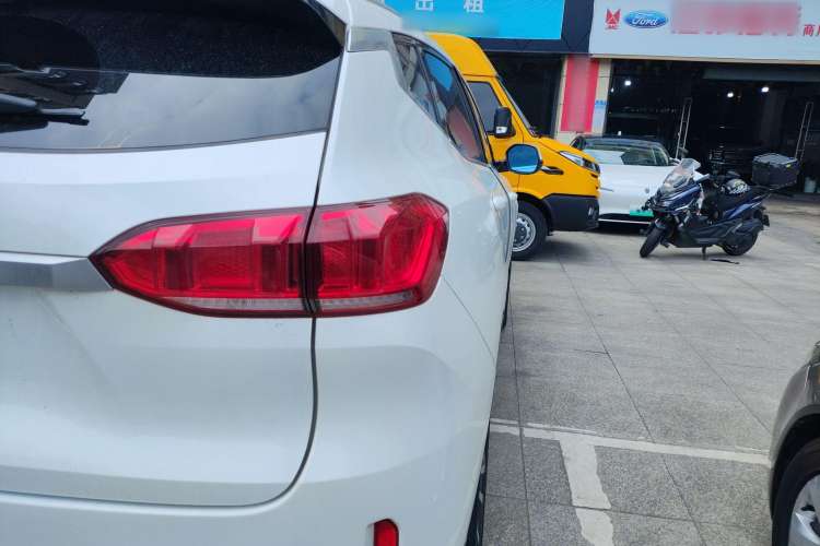 Used Wey VV6 2019 2.0T Two-Wheel-Drive Flagship Version China VI Standard Exterior 6