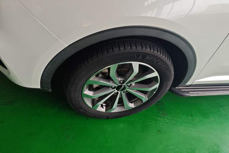 Used Wey VV6 2019 2.0T Two-Wheel-Drive Ultra-Luxury Version China VI Standard Exterior 7