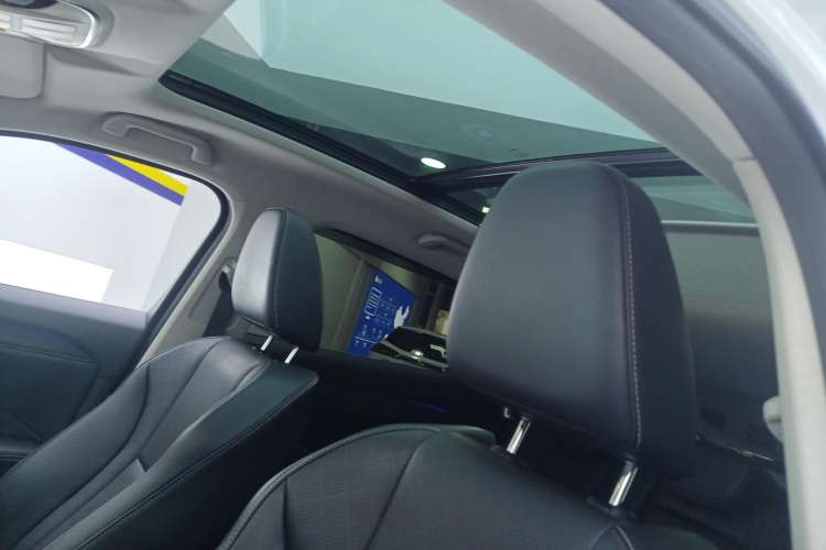 Used Wey VV6 2019 2.0T Two-Wheel-Drive Flagship Version China VI Standard Headliner
