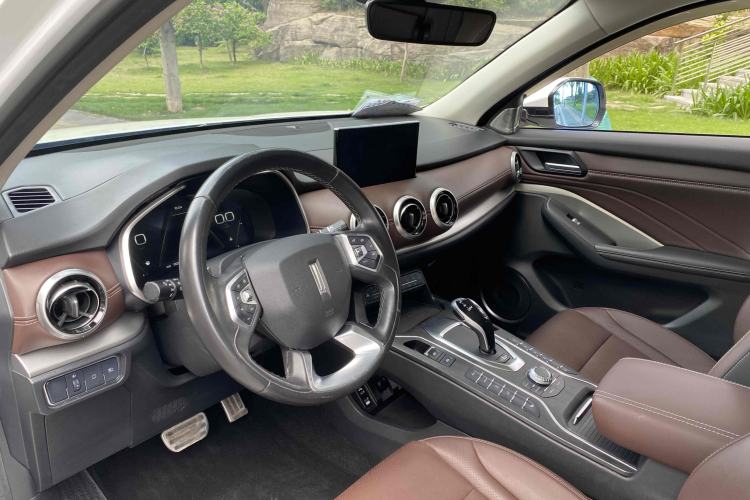Used Wey VV6 2019 2.0T Two-Wheel-Drive Ultra-Luxury Version China VI Standard Interior 1