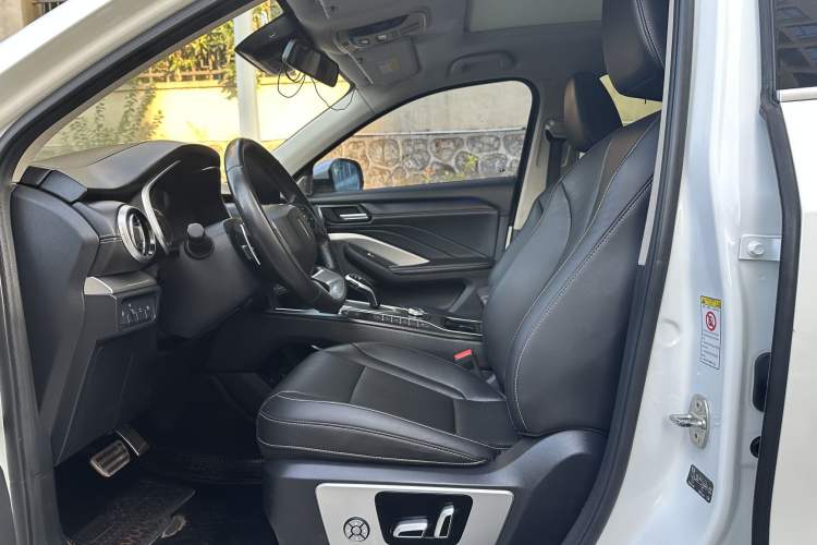 Used Wey VV6 2019 2.0T Two-Wheel-Drive Ultra-Luxury Version China VI Standard Interior 2
