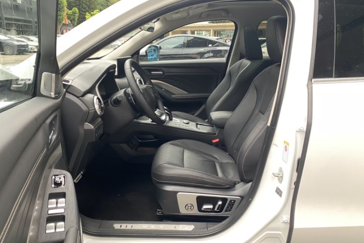 Used Wey VV6 2019 2.0T Two-Wheel-Drive Flagship Version China VI Standard Interior 5