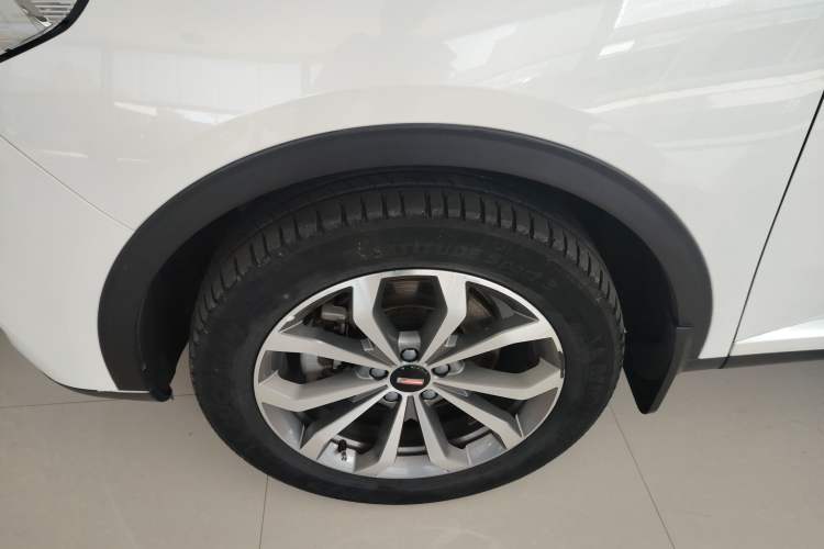 Used Wey VV6 2019 2.0T Two-Wheel-Drive Ultra-Luxury Version China VI Standard Left Front Wheel Hub