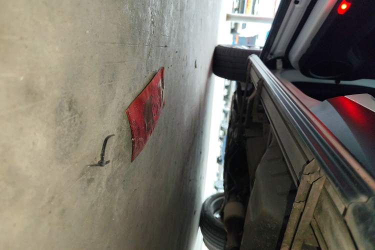 Used Wey VV6 2019 2.0T Two-Wheel-Drive Ultra-Luxury Version China VI Standard Left Side Sill
