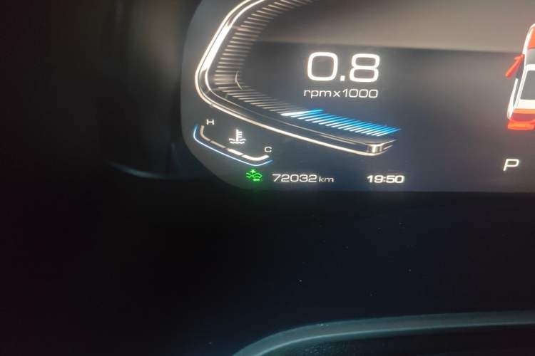 Used Wey VV6 2019 2.0T Four-Wheel Drive Flagship Version China VI Standard Odometer Close Up