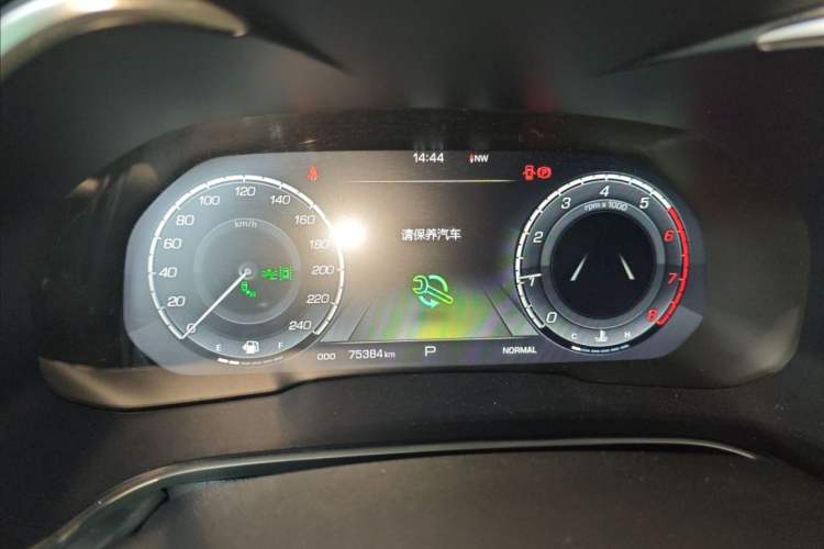 Used Wey VV6 2019 2.0T Two-Wheel-Drive Ultra-Luxury Version China VI Standard Odometer Close Up