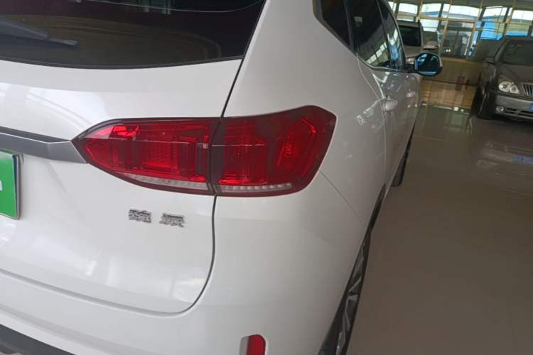 Used Wey VV6 2019 2.0T Two-Wheel-Drive Ultra-Luxury Version China VI Standard Right Rear Taillight