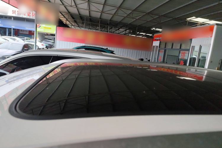 Used Wey VV6 2019 2.0T Two-Wheel-Drive Ultra-Luxury Version China VI Standard Roof