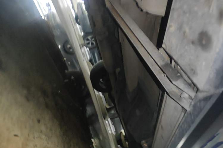 Used Wey VV6 2020 2.0T Two-Wheel Drive Smart Protection+ Chassis Front Left