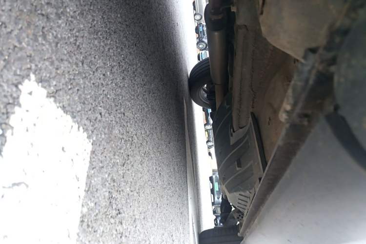 Used Wey VV6 2020 2.0T Two-Wheel Drive Smart Protection+ Chassis Front Left