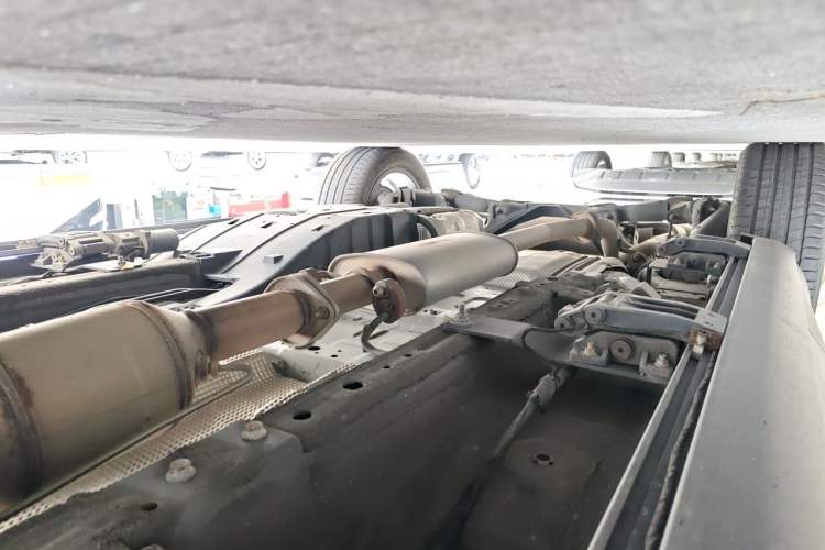 Used Wey VV6 2020 2.0T Two-Wheel Drive Smart Enjoyment+ Chassis Front Right