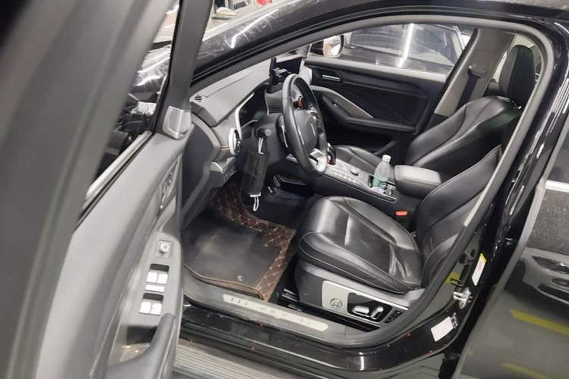 Used Wey VV6 2020 2.0T Two-Wheel Drive Smart Enjoyment+ Driver Seat
