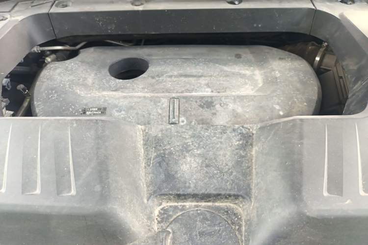 Used Wey VV6 2020 2.0T Two-Wheel Drive Smart Protection+ Engine Bay