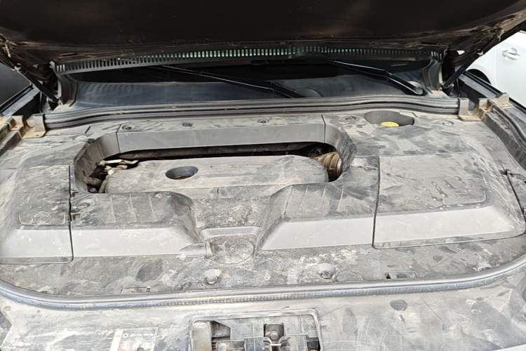 Used Wey VV6 2020 2.0T Four-Wheel Drive Zhiyu+ Engine Bay