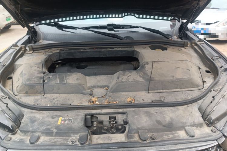 Used Wey VV6 2020 2.0T Two-Wheel Drive Smart Protection+ Engine Bay
