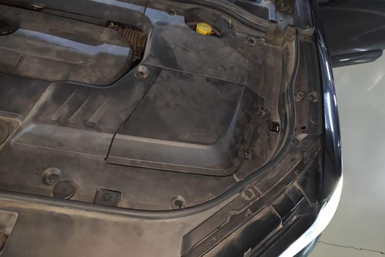 Used Wey VV6 2020 2.0T Two-Wheel Drive Smart Enjoyment+ Engine Bay Left