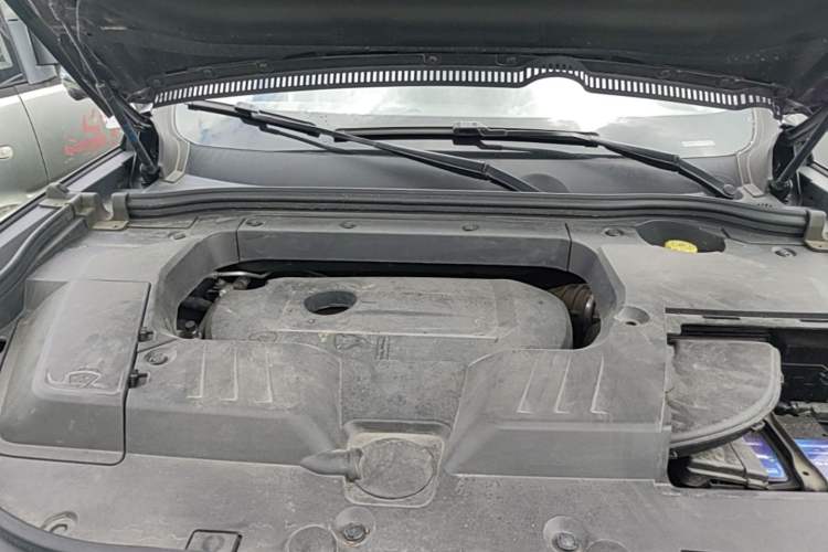 Used Wey VV6 2020 2.0T Two-Wheel Drive Smart Protection+ Engine Bay