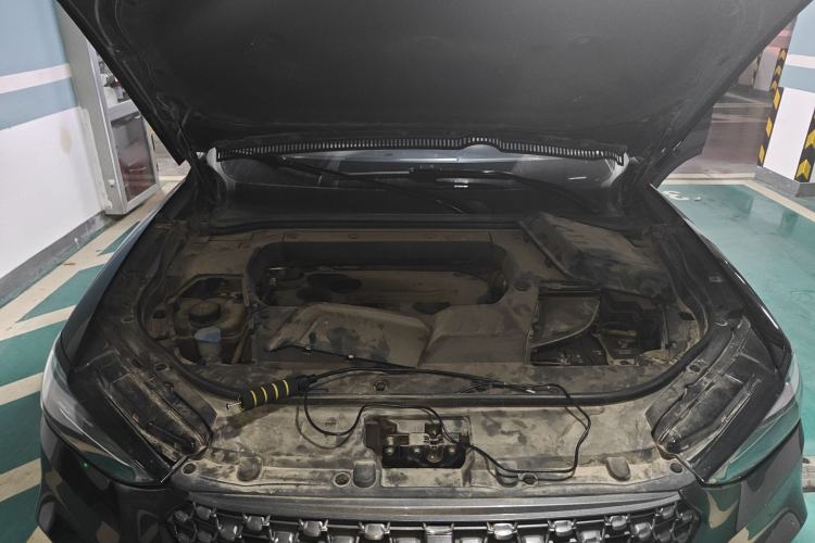 Used Wey VV6 2020 2.0T Two-Wheel Drive Smart Enjoyment+ Engine Bay