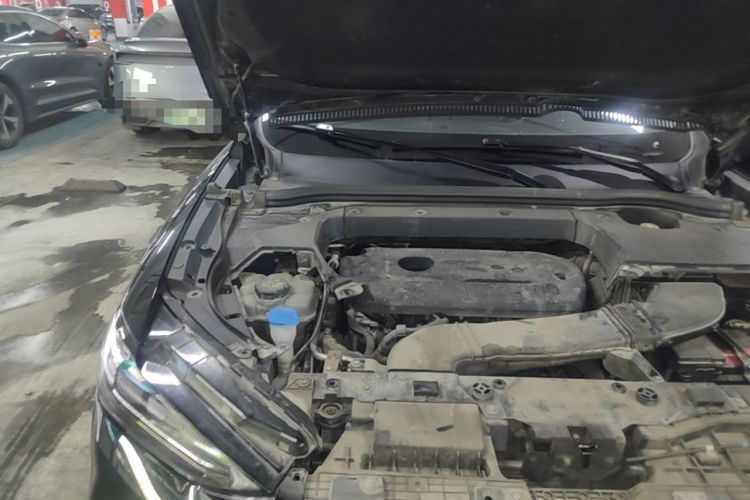 Used Wey VV6 2020 2.0T Two-Wheel Drive Smart Protection+ Engine Bay Right