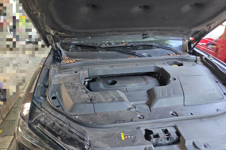 Used Wey VV6 2020 2.0T Two-Wheel Drive Smart Protection+ Engine Bay Right