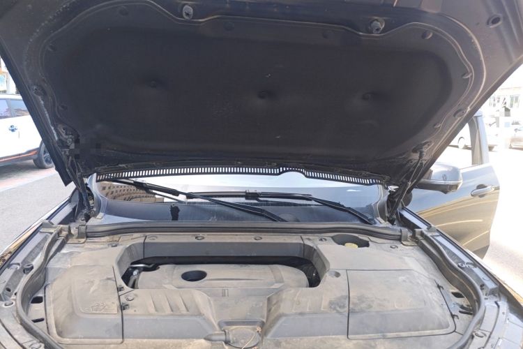 Used Wey VV6 2020 2.0T Two-Wheel Drive Smart Protection+ Engine Bay
