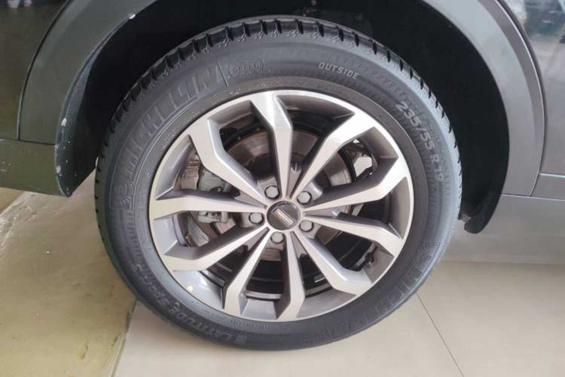 Used Wey VV6 2020 2.0T Two-Wheel Drive Smart Protection+ Exterior 5