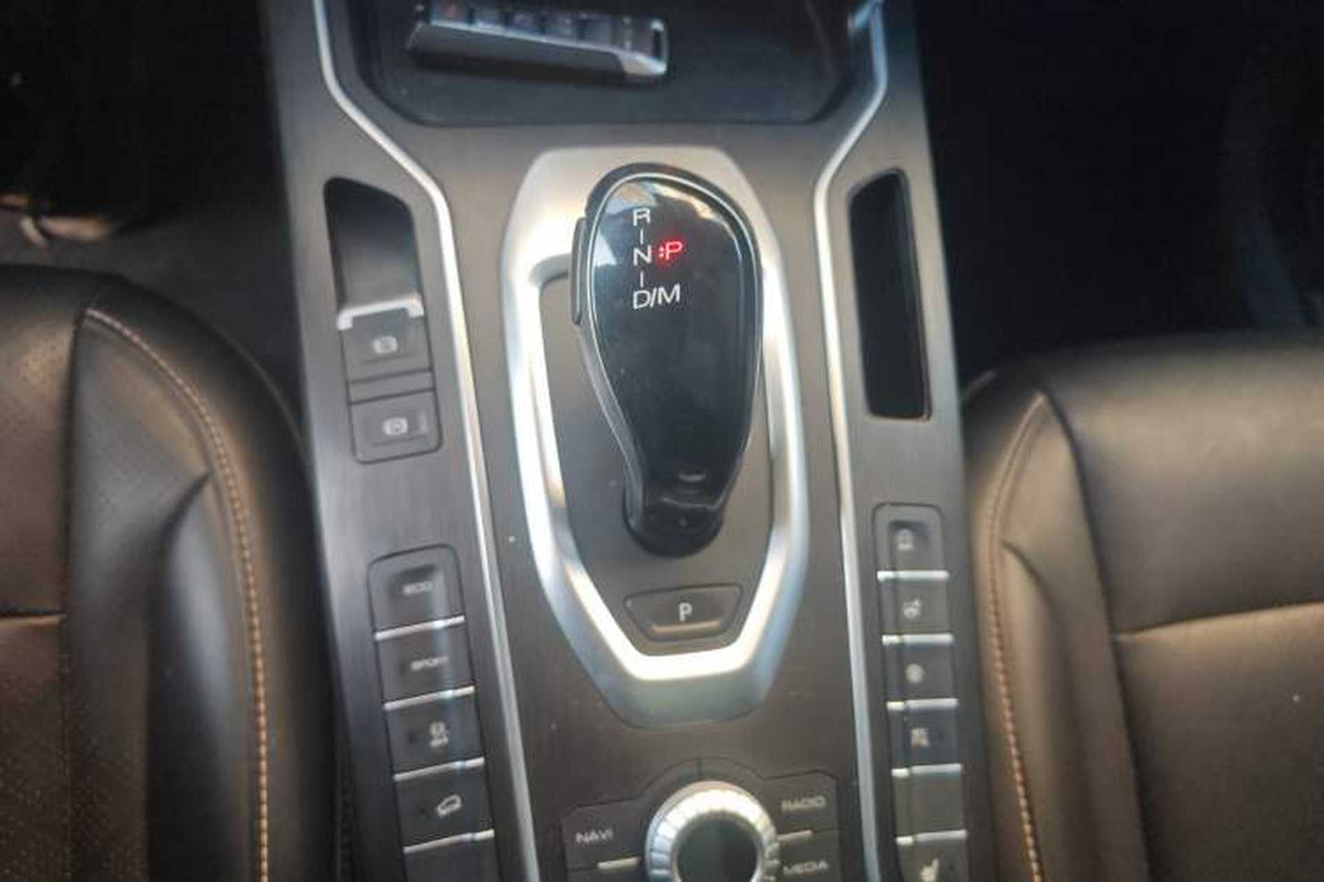 Used Wey VV6 2020 2.0T Two-Wheel Drive Smart Protection+ Gear Lever