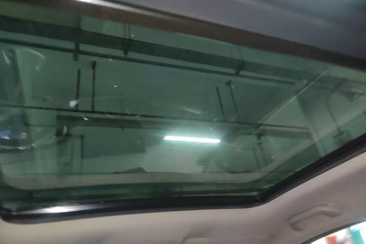 Used Wey VV6 2020 2.0T Two-Wheel Drive Smart Protection+ Headliner