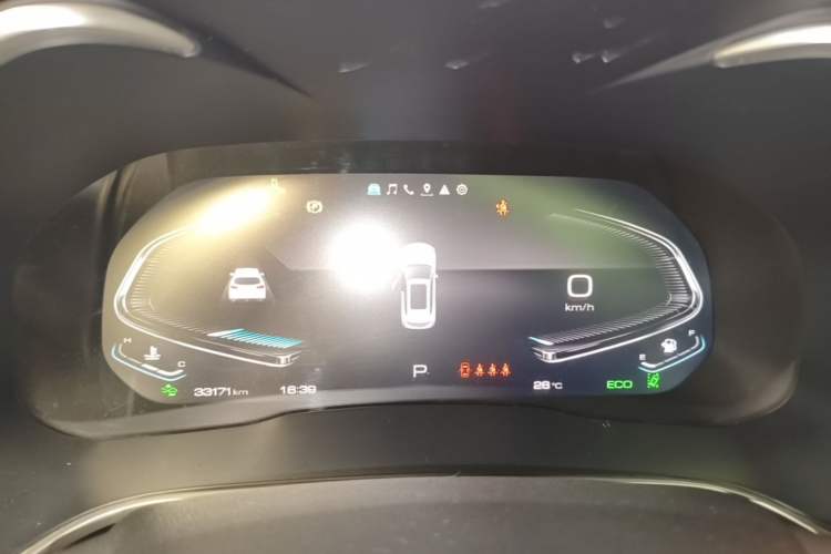 Used Wey VV6 2020 2.0T Two-Wheel Drive Smart Protection+ Instrument Cluster