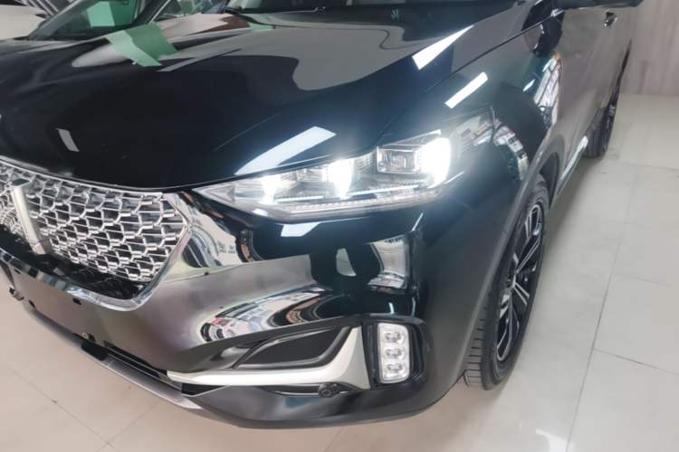 Used Wey VV6 2020 2.0T Two-Wheel Drive Zhiyue+ Left Front Headlight