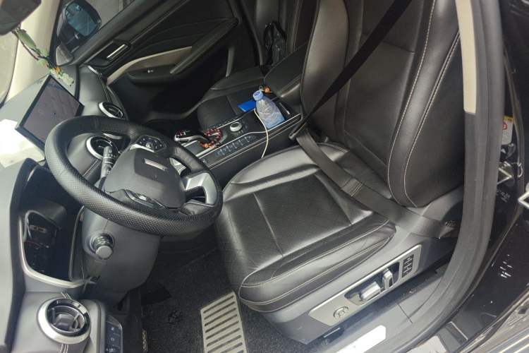 Used Wey VV6 2020 2.0T Two-Wheel Drive Smart Enjoyment+ Left Front Seat
