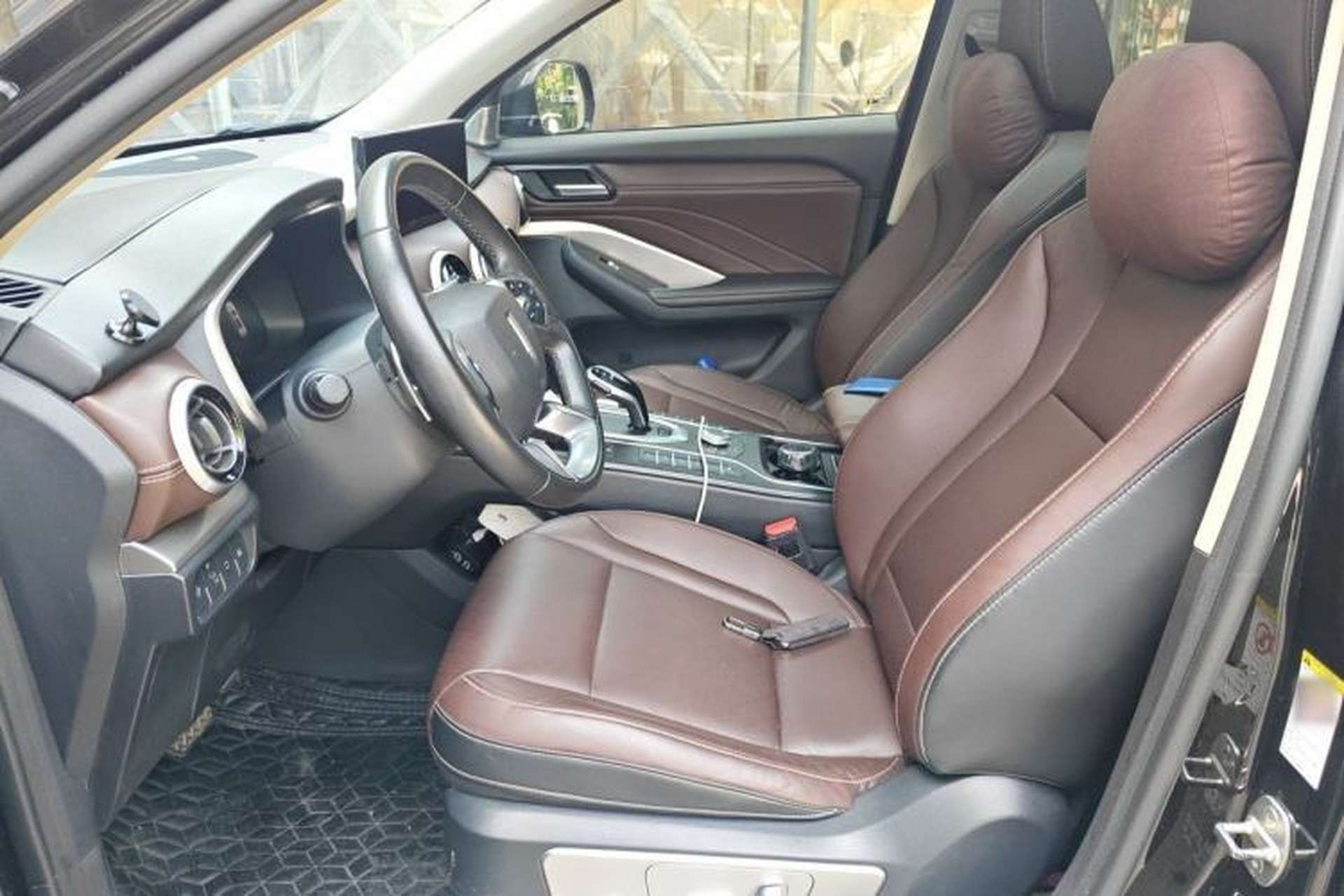 Used Wey VV6 2020 2.0T Two-Wheel Drive Smart Protection+ Left Front Seat