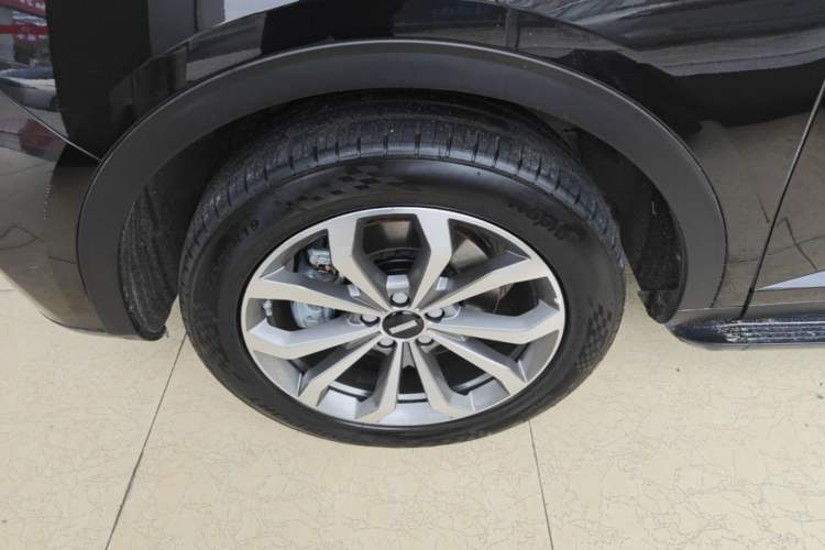 Used Wey VV6 2020 2.0T Two-Wheel Drive Smart Enjoyment+ Left Front Wheel Hub
