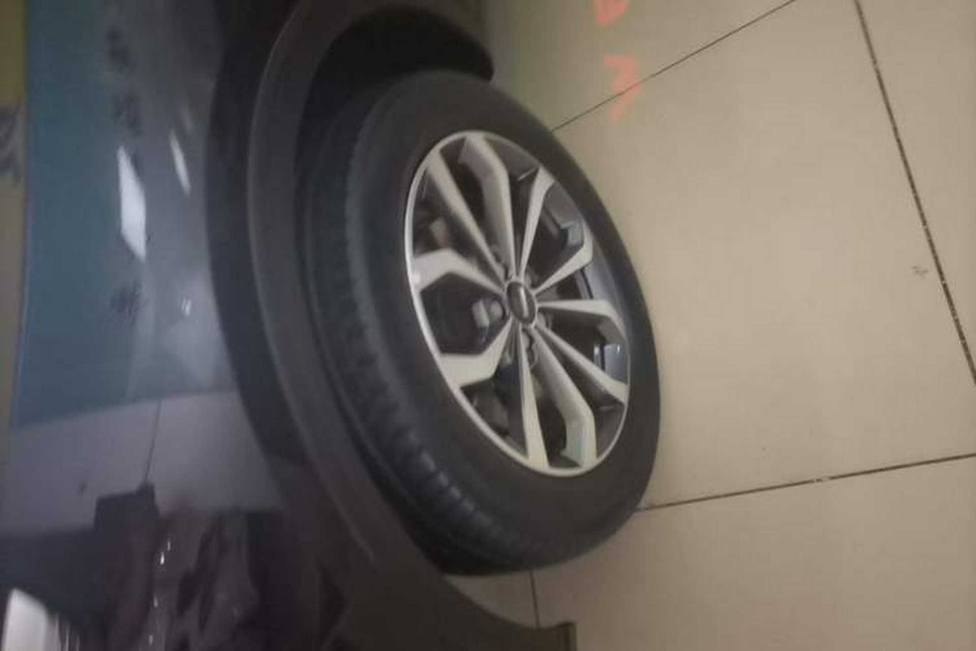 Used Wey VV6 2020 2.0T Two-Wheel Drive Smart Protection+ Left Front Wheel Hub