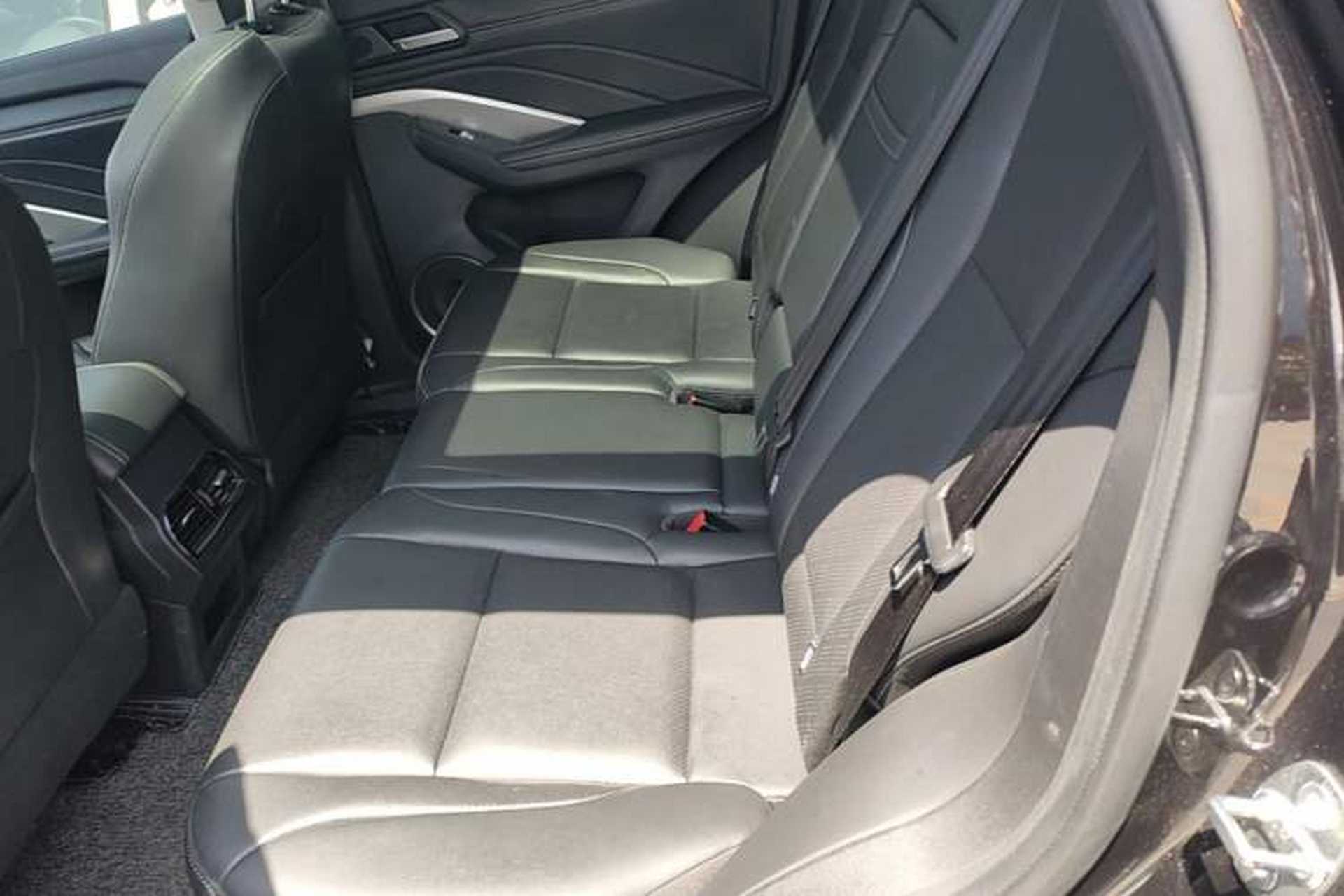 Used Wey VV6 2020 2.0T Two-Wheel Drive Smart Protection+ Left Rear Seat