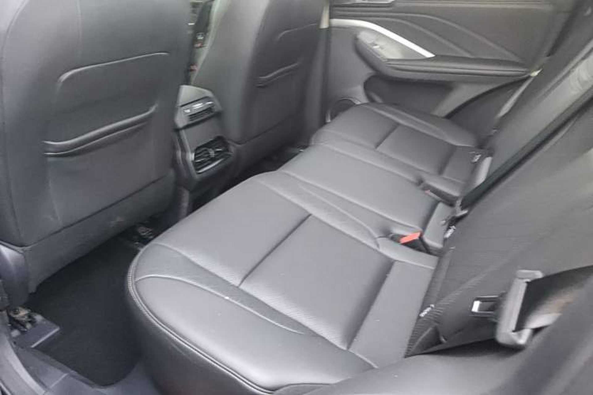 Used Wey VV6 2020 2.0T Two-Wheel Drive Smart Enjoyment+ Left Rear Seat