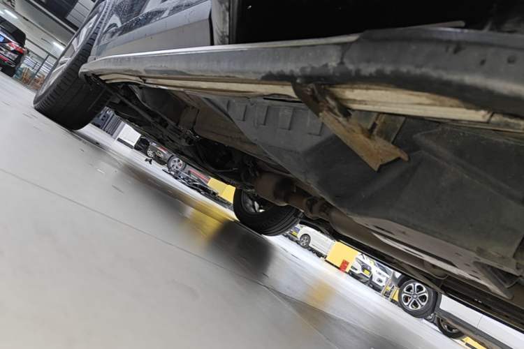 Used Wey VV6 2020 2.0T Two-Wheel Drive Smart Protection+ Left Side Sill