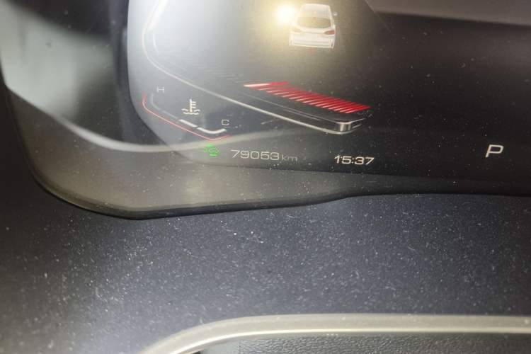 Used Wey VV6 2020 2.0T Two-Wheel Drive Smart Enjoyment+ Odometer Close Up