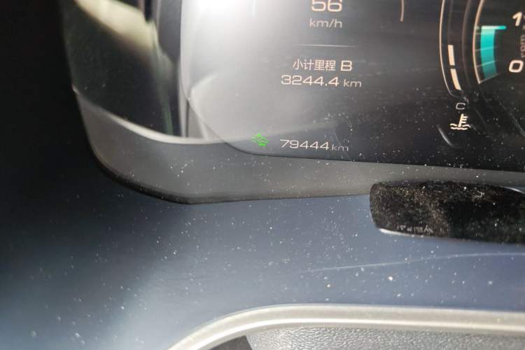 Used Wey VV6 2020 2.0T Two-Wheel Drive Smart Enjoyment+ Odometer Close Up
