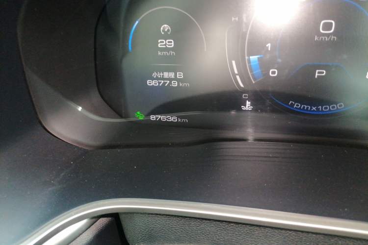 Used Wey VV6 2020 2.0T Two-Wheel Drive Smart Enjoyment+ Odometer Close Up