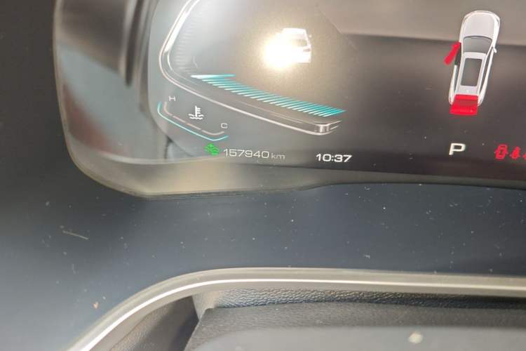 Used Wey VV6 2020 2.0T Two-Wheel Drive Smart Protection+ Odometer Close Up