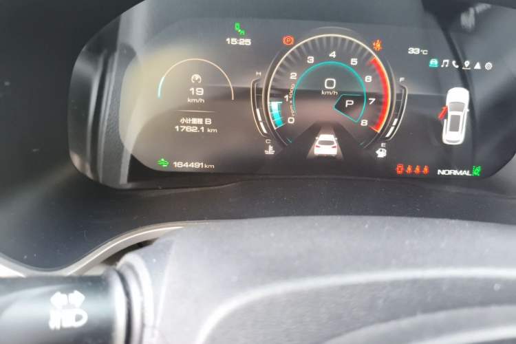 Used Wey VV6 2020 2.0T Two-Wheel Drive Smart Protection+ Odometer Close Up