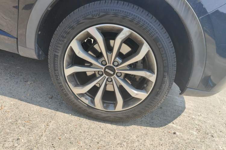 Used Wey VV6 2020 2.0T Two-Wheel Drive Smart Enjoyment+ Right Front Wheel Hub